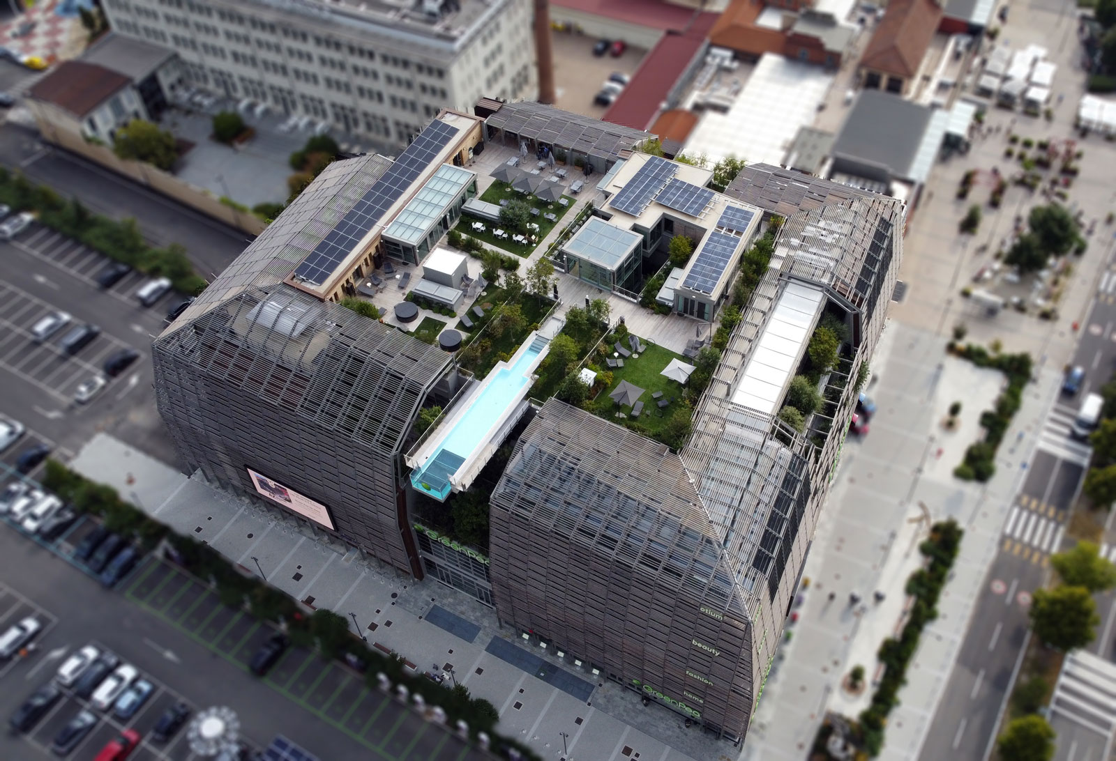 Roofingreen atterra sul rooftop Green Pea