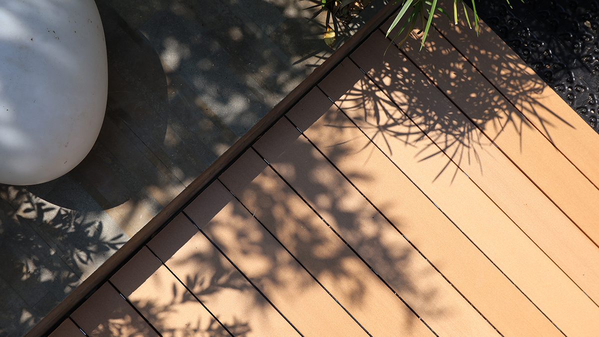 Roofingreen-pavimentazioni-milano-design-week-marie-claire-maison-fim-umbrellas-foppapedretti